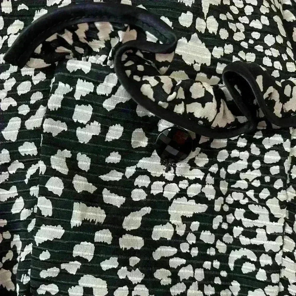 Vintage Valentino Dress with collar - Picture 3 of 7